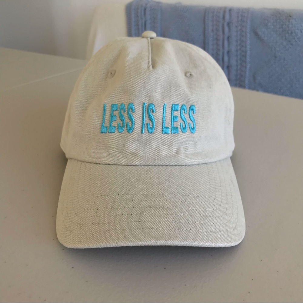 Unbranded // NWOT Unisex Soft Adjustable Hat